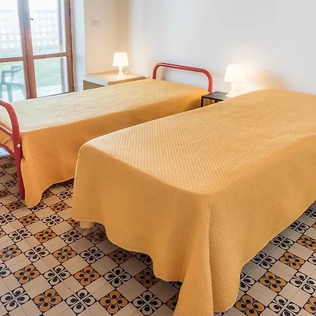 M093 - Marcelli, Trilocale Direttamente Sulla Apartamento